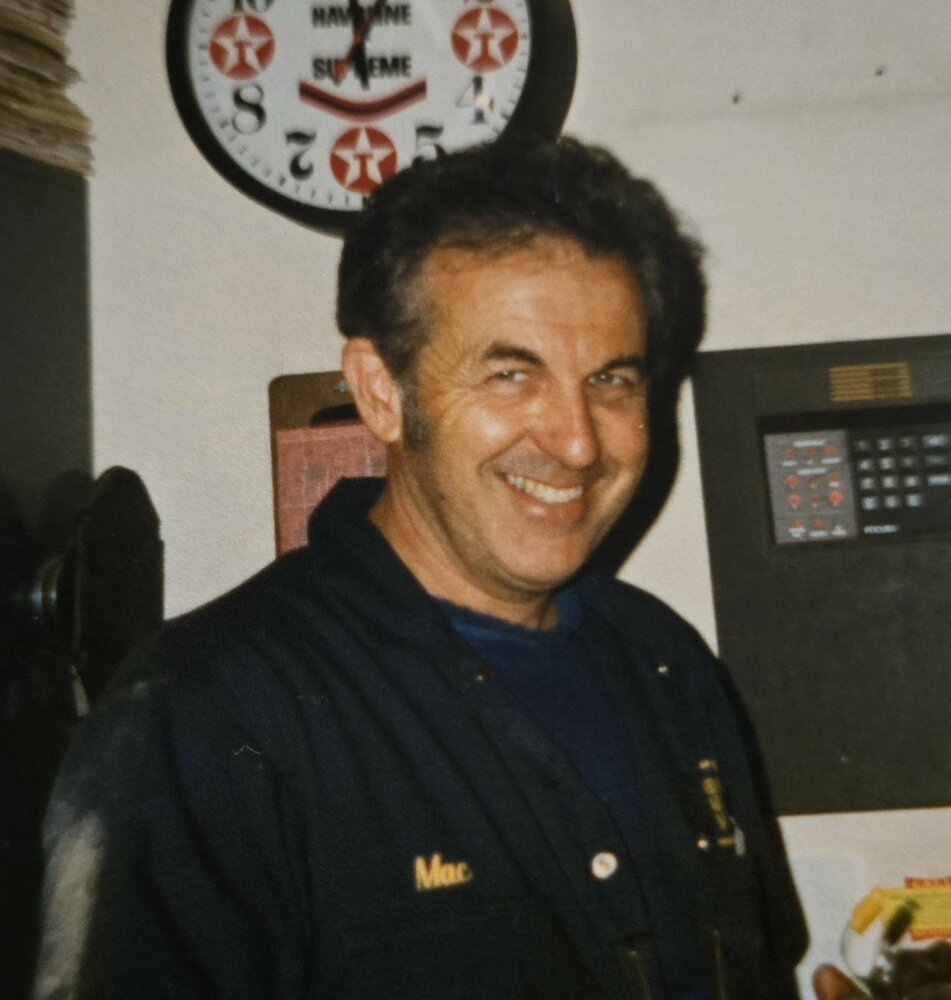 Malcolm  Randall